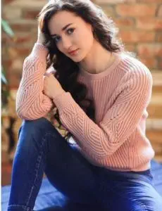 Elite escort service in Wara Seoni for home and hotel visits